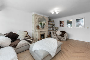 Photo 30- click for photo gallery